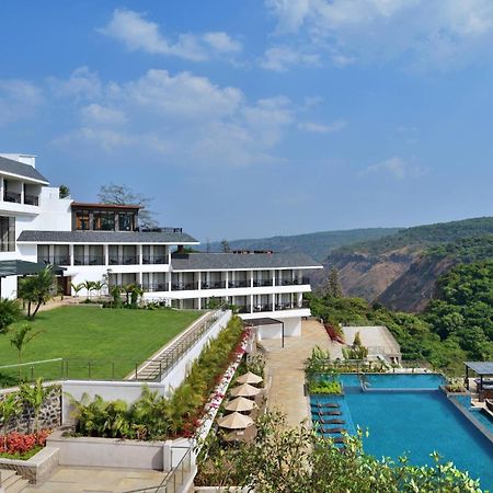 Courtyard By Marriott Mahabaleshwar Hotell Exteriör bild