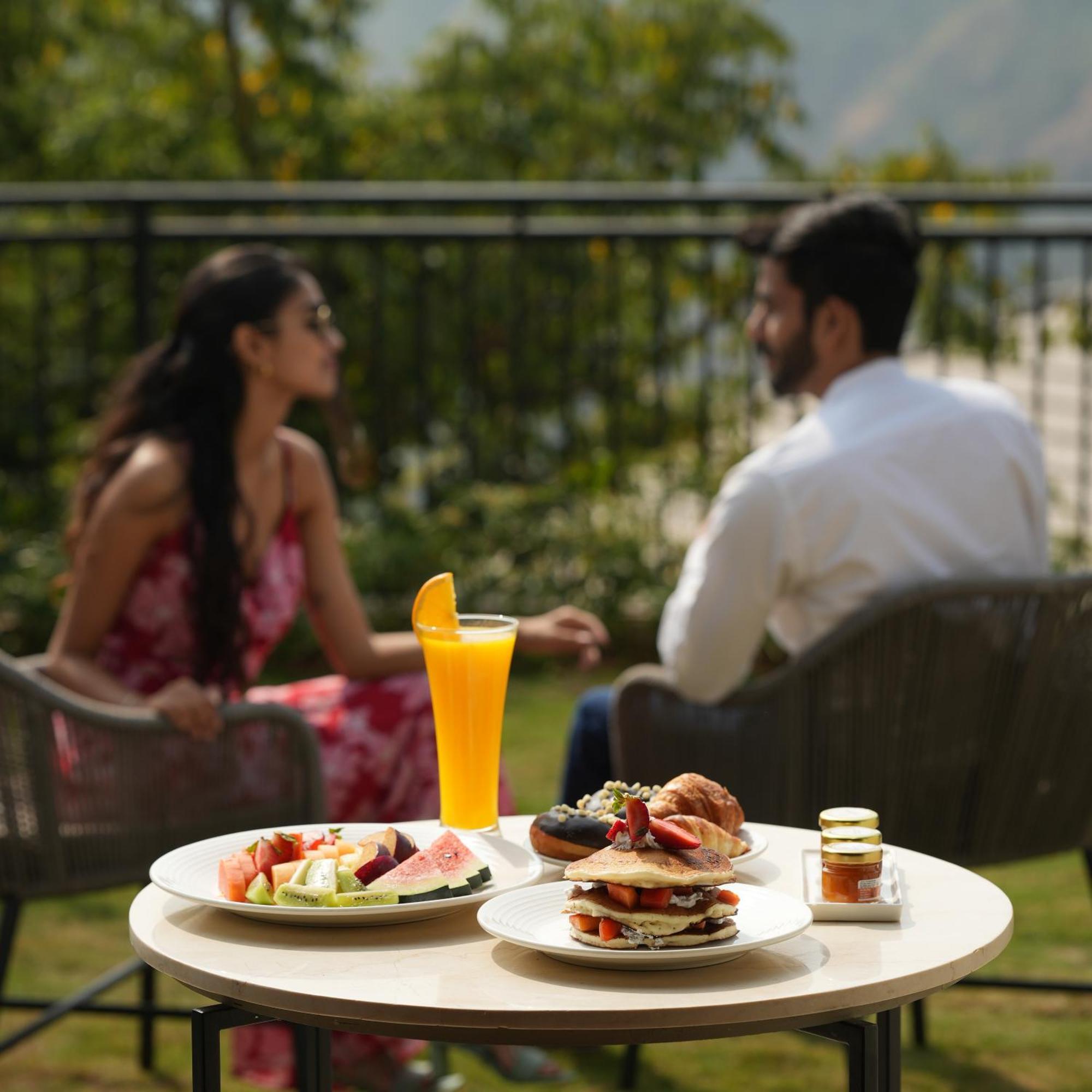 Courtyard By Marriott Mahabaleshwar Hotell Exteriör bild