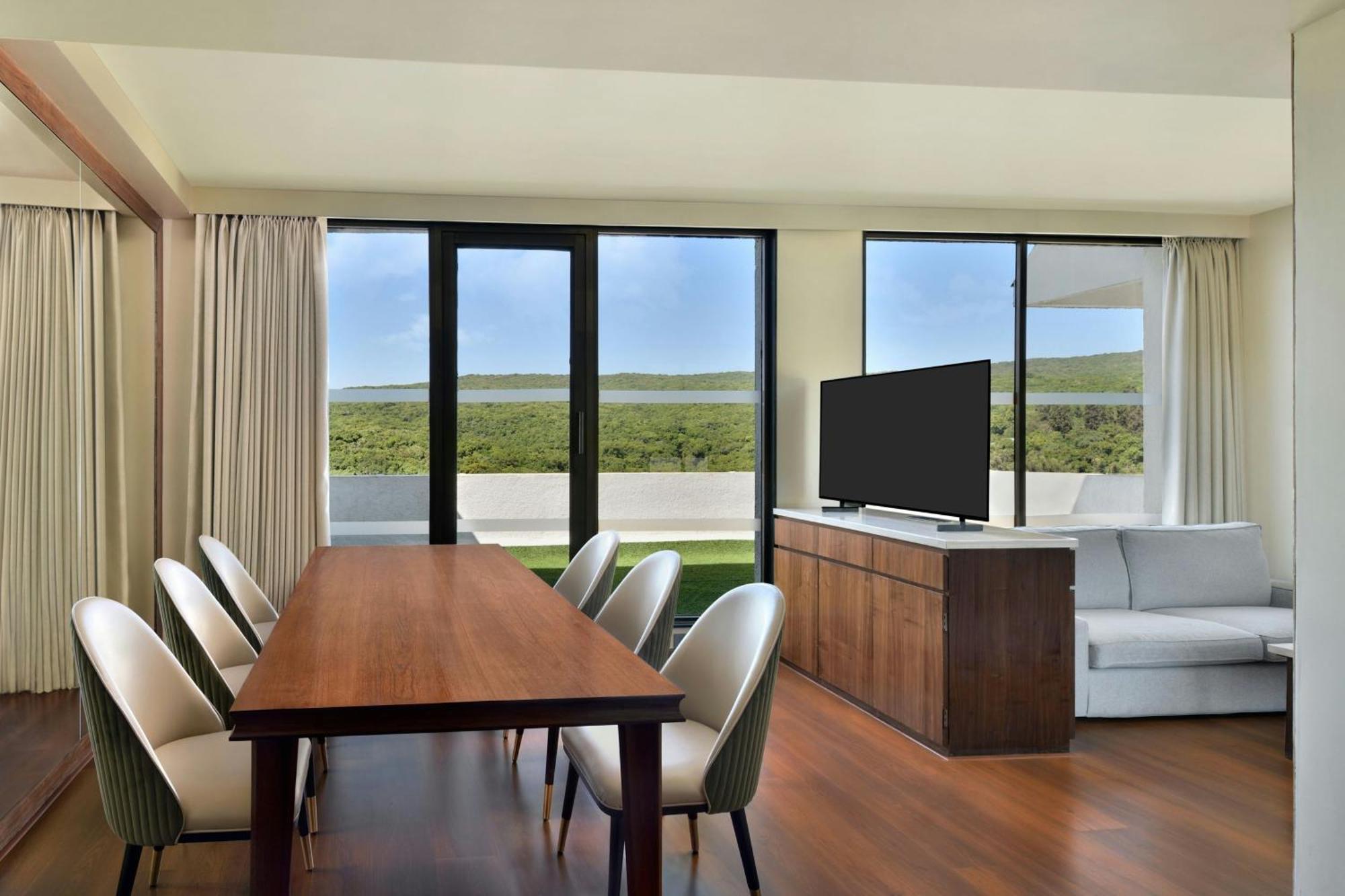 Courtyard By Marriott Mahabaleshwar Hotell Exteriör bild