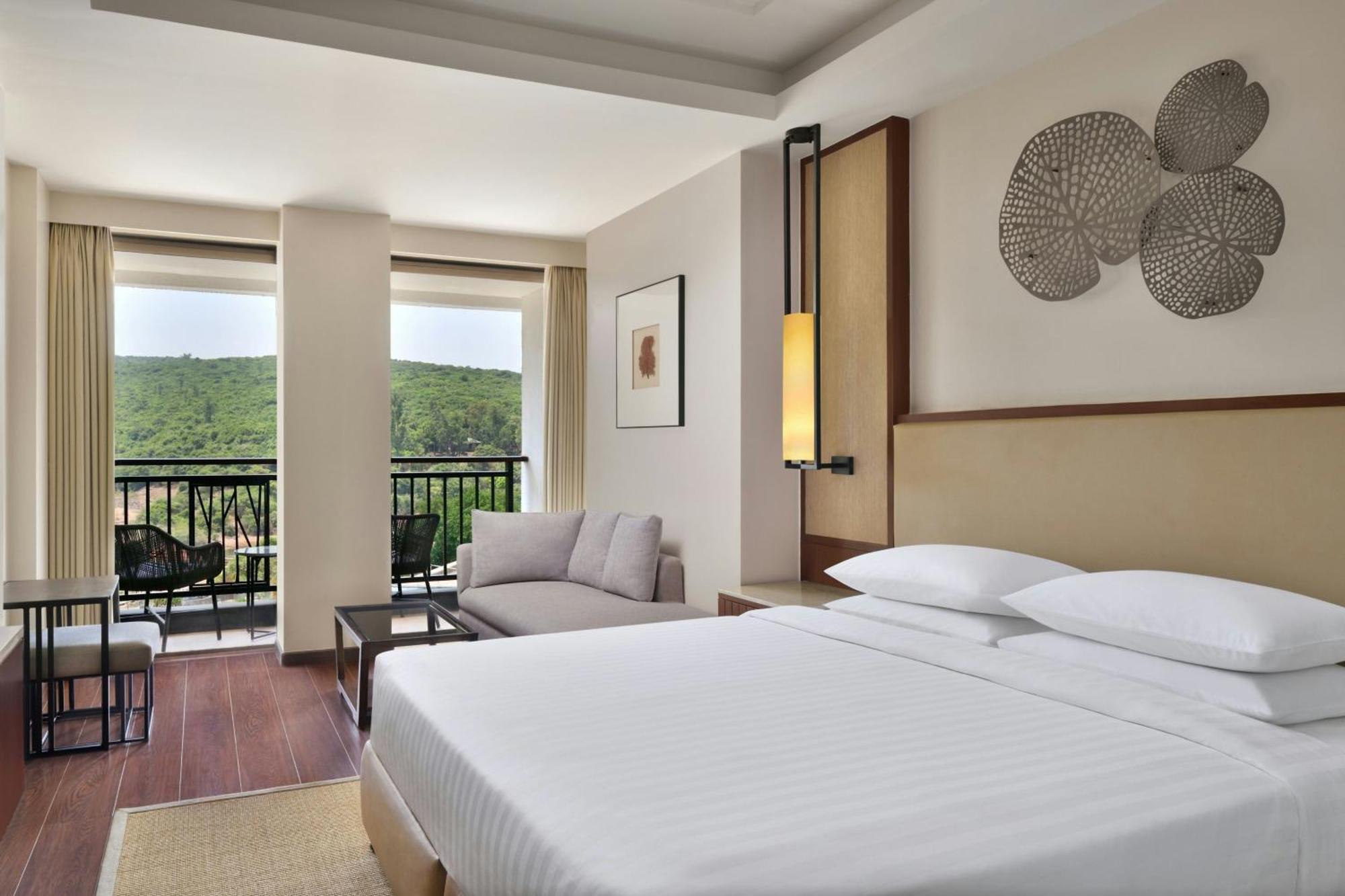 Courtyard By Marriott Mahabaleshwar Hotell Exteriör bild