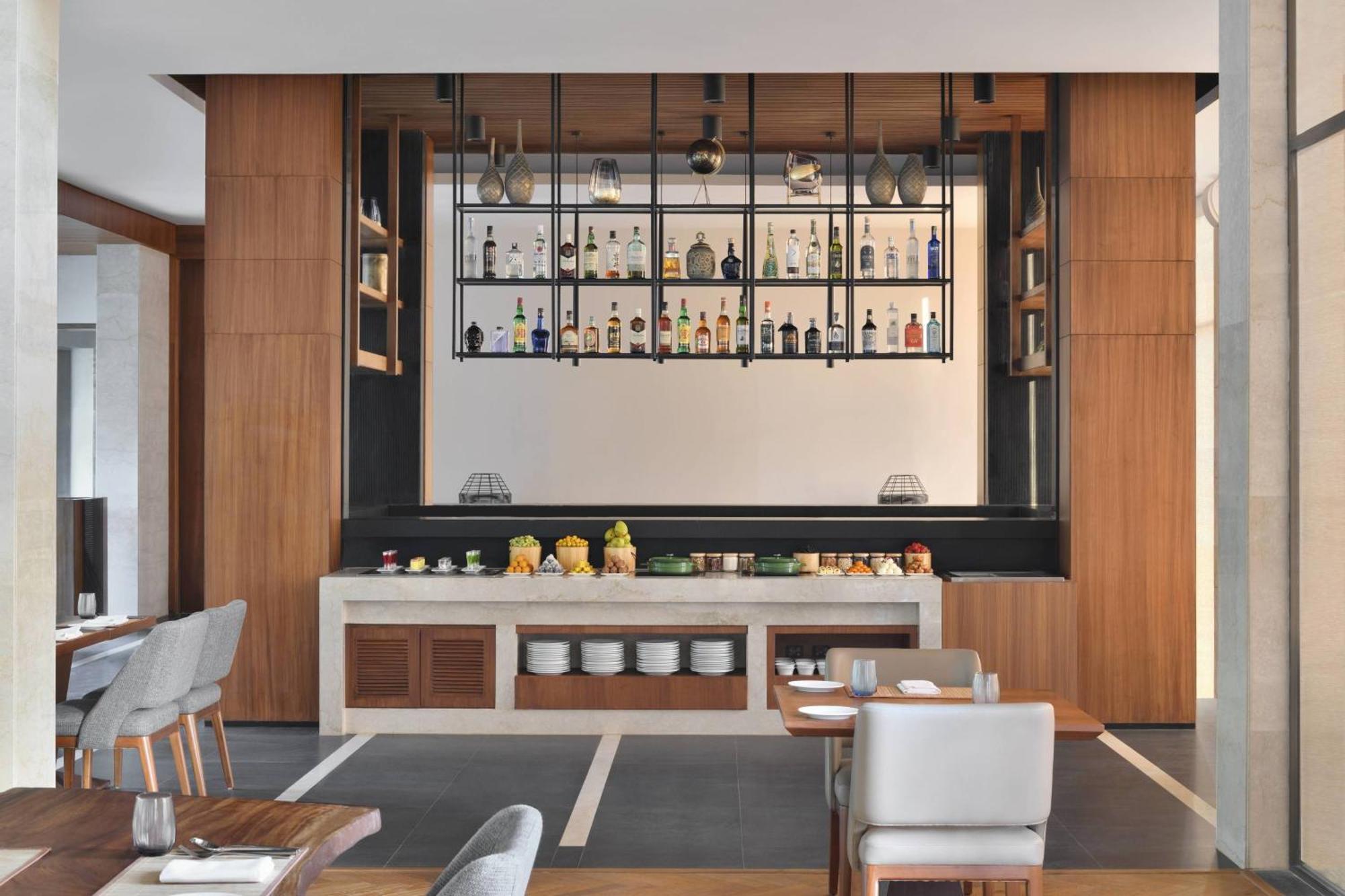 Courtyard By Marriott Mahabaleshwar Hotell Exteriör bild