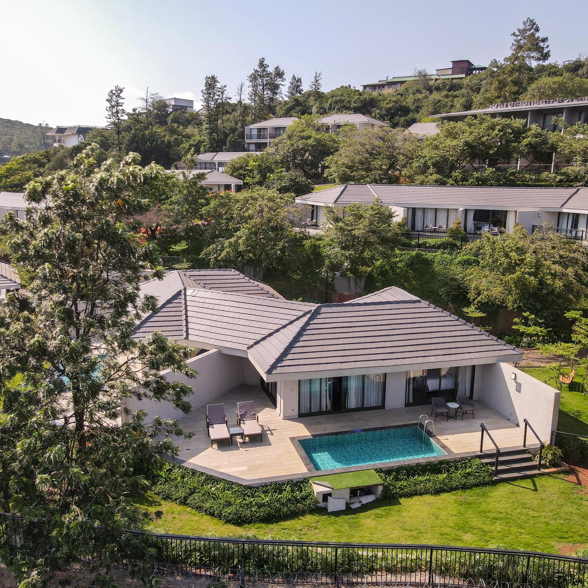 Courtyard By Marriott Mahabaleshwar Hotell Exteriör bild